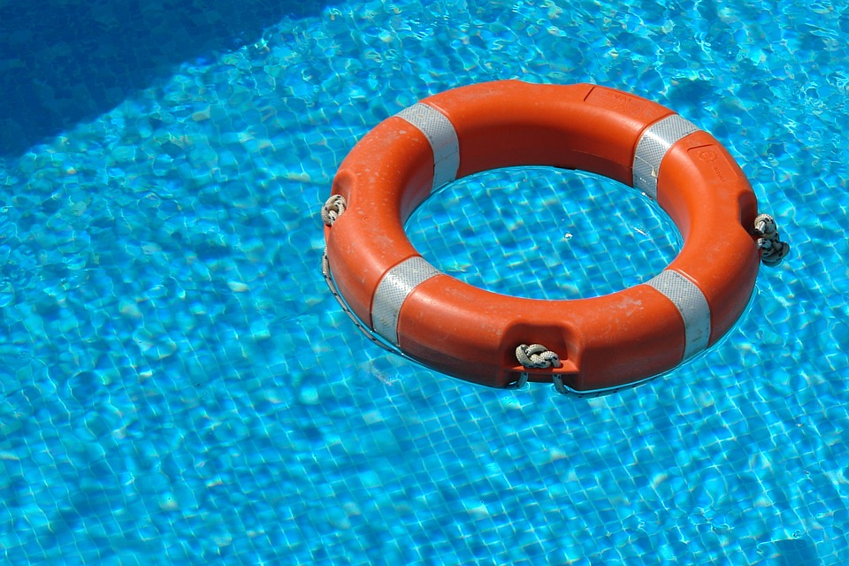 Commercial Swimming Pool Management